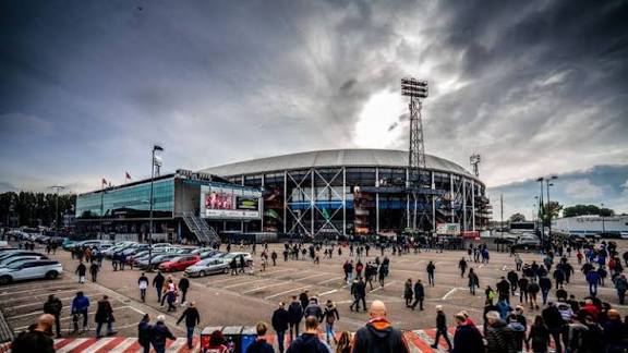 Groot Feyenoord-nieuws Laat Fans
